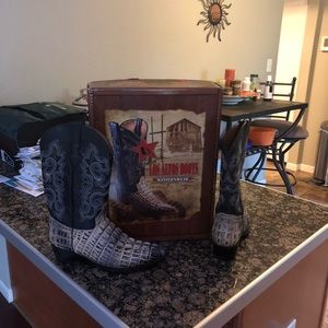 Western cowboy boots